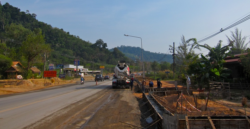 Khao Lak Baustelle Highway 4